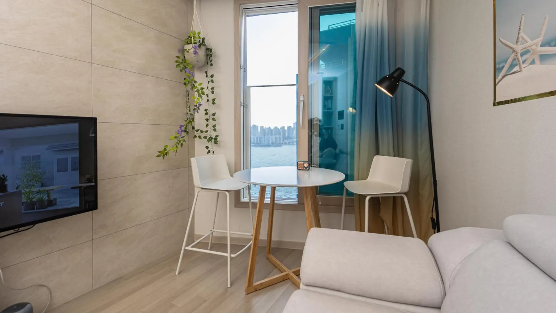 Apartment Millak The Market Busan